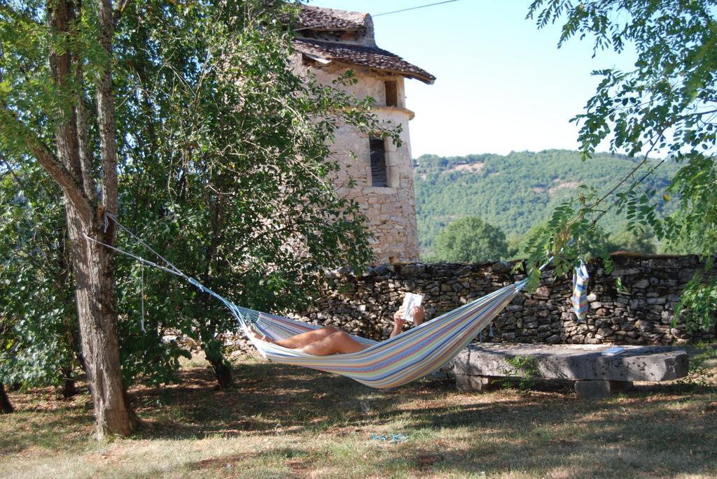 Mas De Garrigue Bed & Breakfast Calvignac ภายนอก รูปภาพ