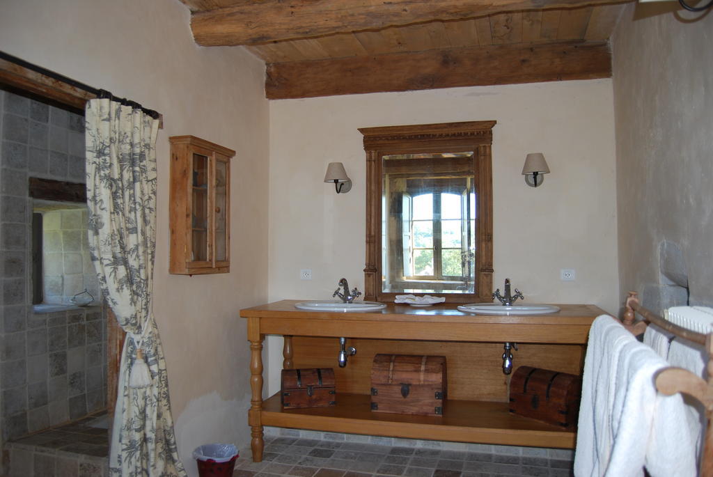 Mas De Garrigue Bed & Breakfast Calvignac ภายนอก รูปภาพ